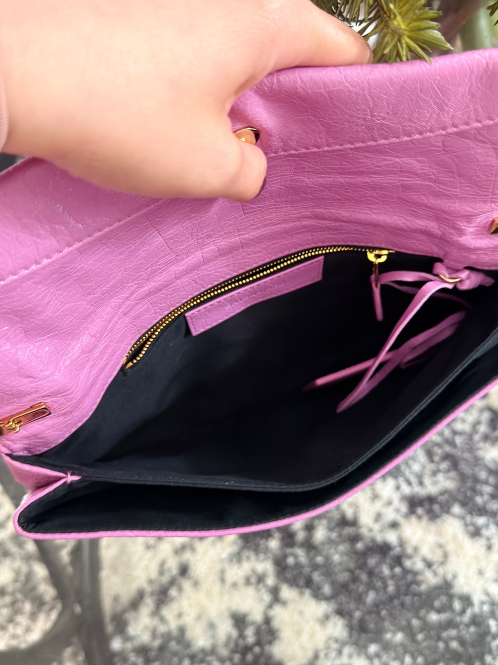 Authentic Balenciaga Giant 12 Envelope shoulder bag - Picture 8 of 16